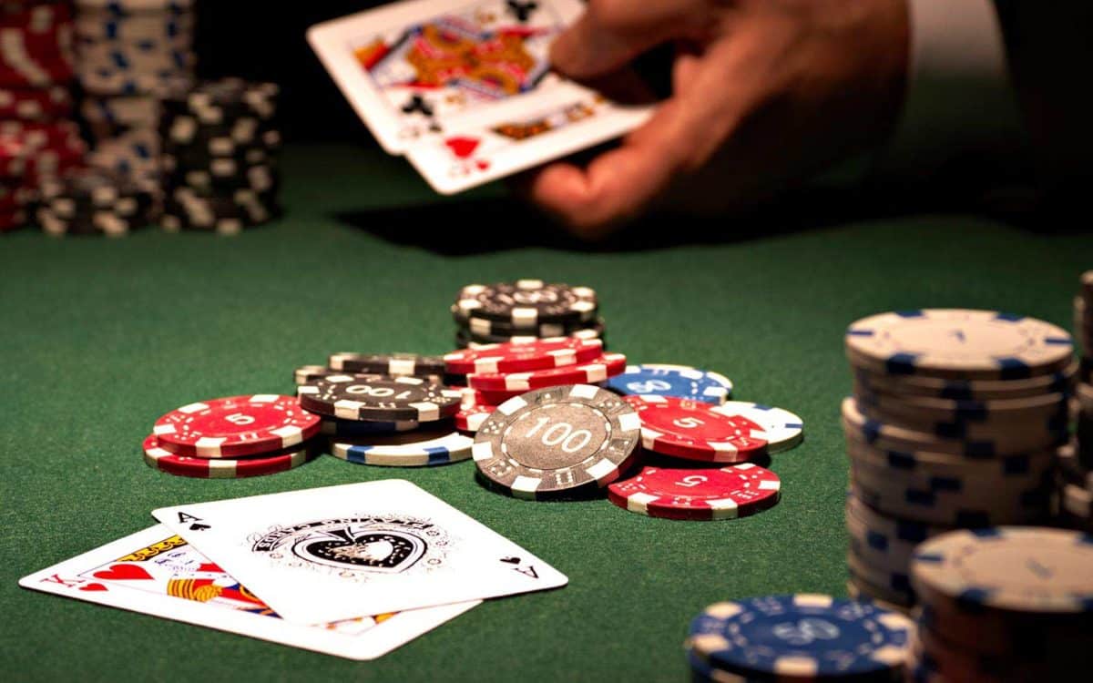 What casino games payout the most